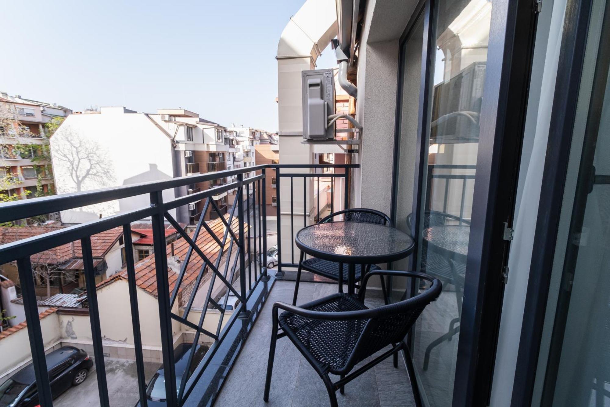 Modern 1-Bedroom Apartments Пловдив Экстерьер фото