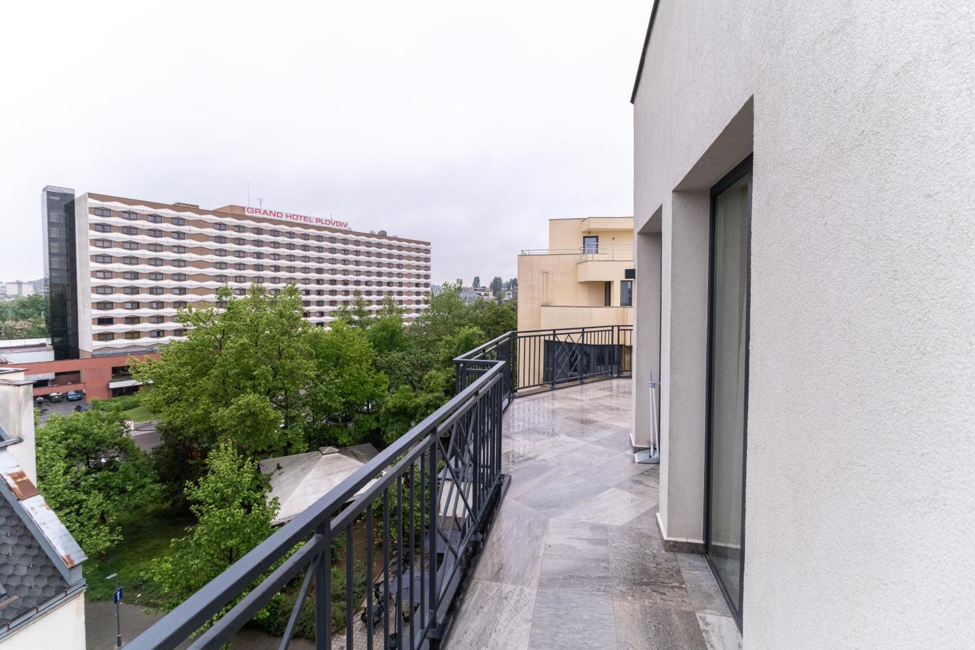 Modern 1-Bedroom Apartments Пловдив Экстерьер фото